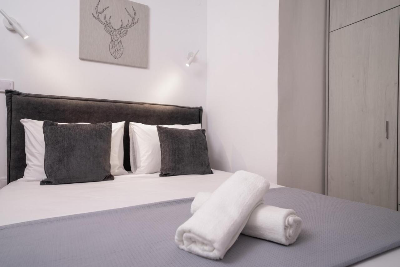 Lovely Apartment In The Heart Of Thessaloniki Center ภายนอก รูปภาพ