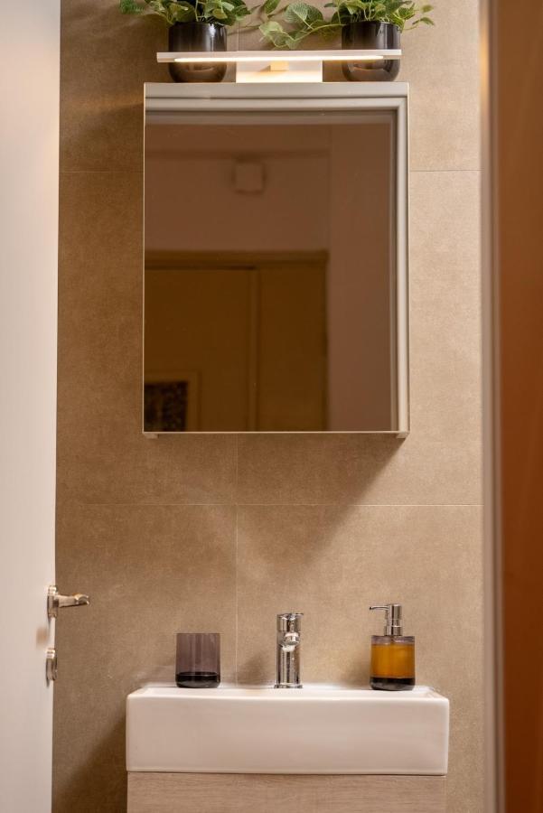 Lovely Apartment In The Heart Of Thessaloniki Center ภายนอก รูปภาพ